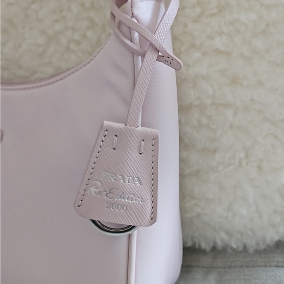Prada Re-Edition 2000 Re-Nylon mini bag PINK - Picture 6 of 9